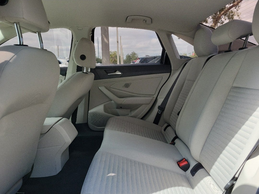 Used 2022 Volkswagen Jetta S FWD image 17