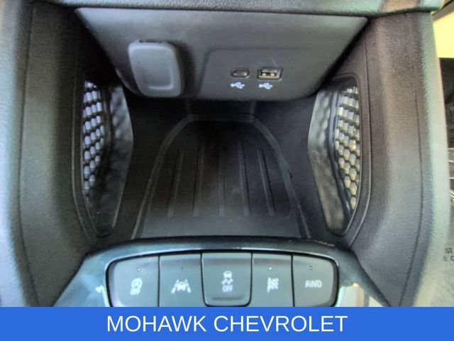 Used 2025 Chevrolet TrailBlazer LT w/ Driver Confidence Package AWD/4WD image 34