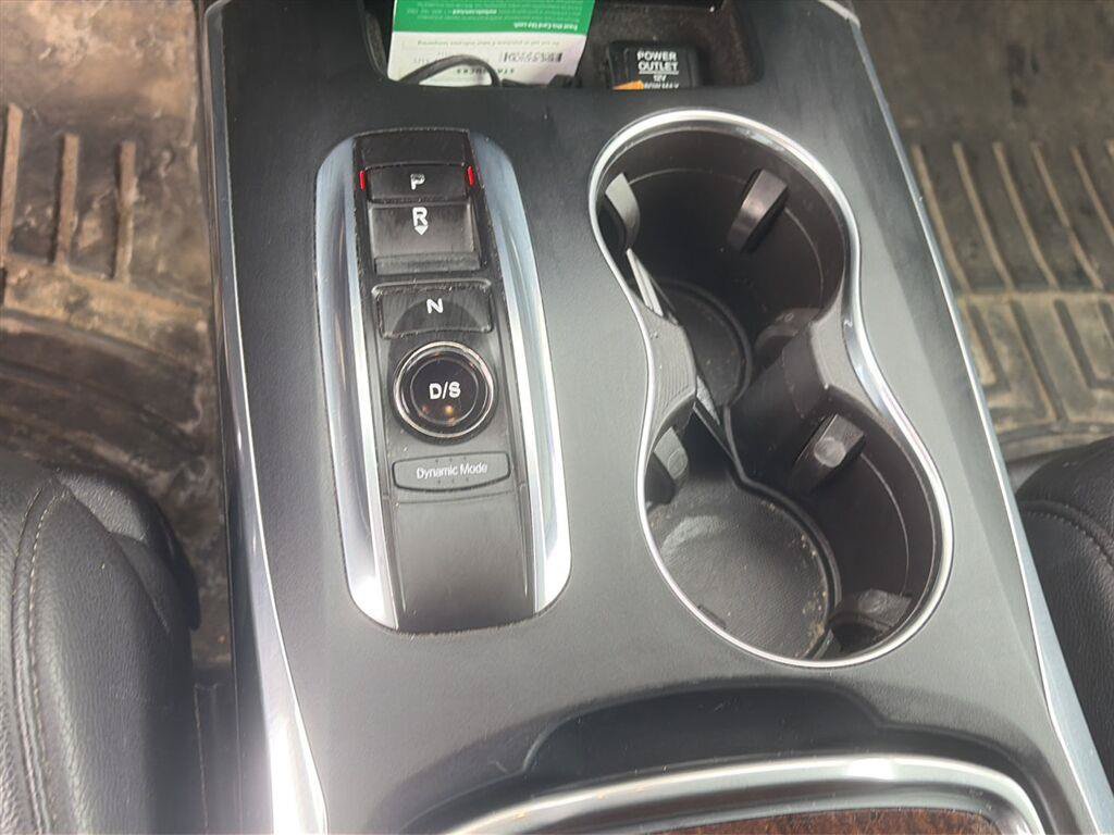 Used 2017 Acura MDX w/ Technology Package AWD/4WD image 18