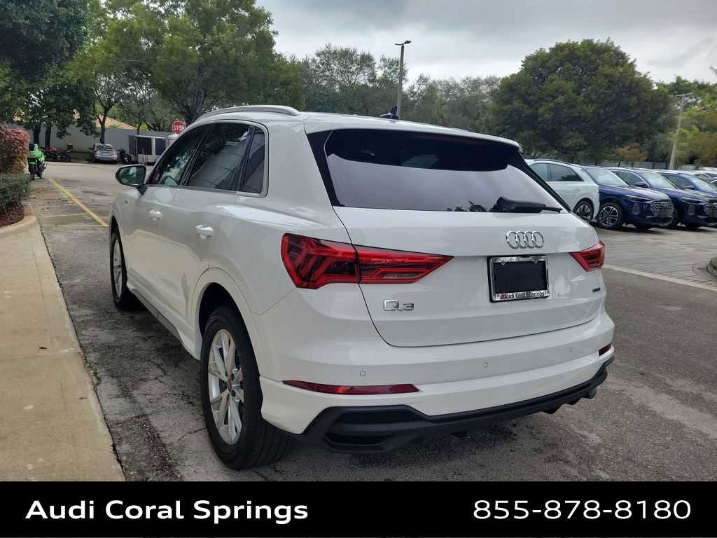 Used 2023 Audi Q3 2.0T Premium image 12