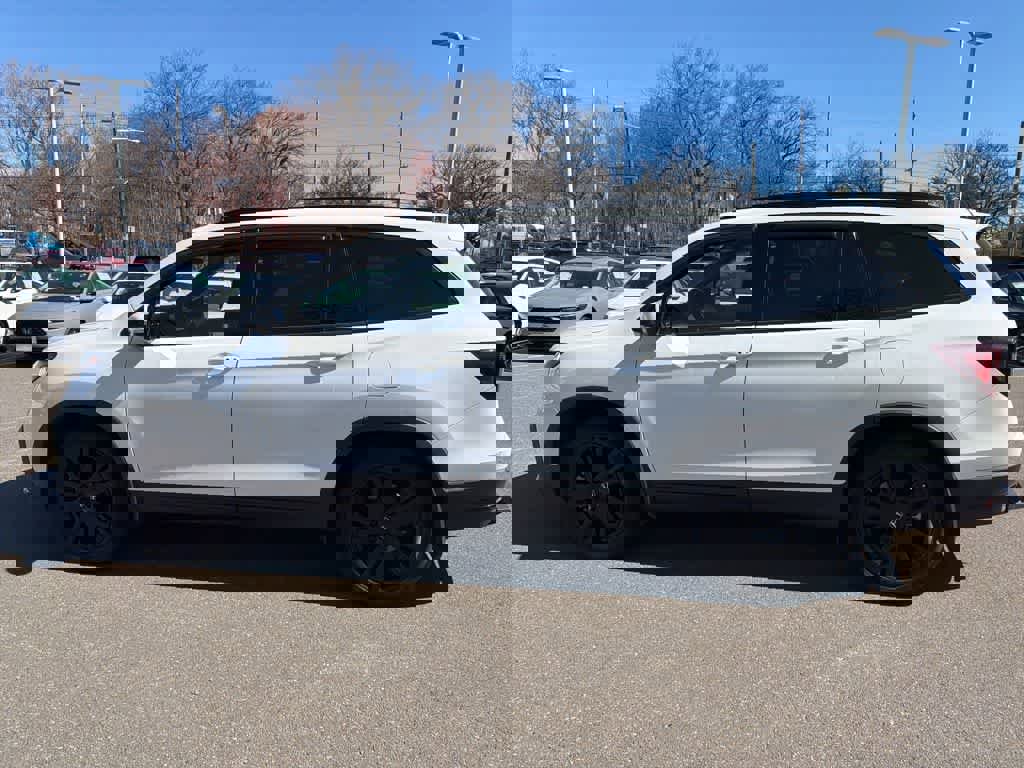 Used 2022 Honda Pilot Black Edition image 5