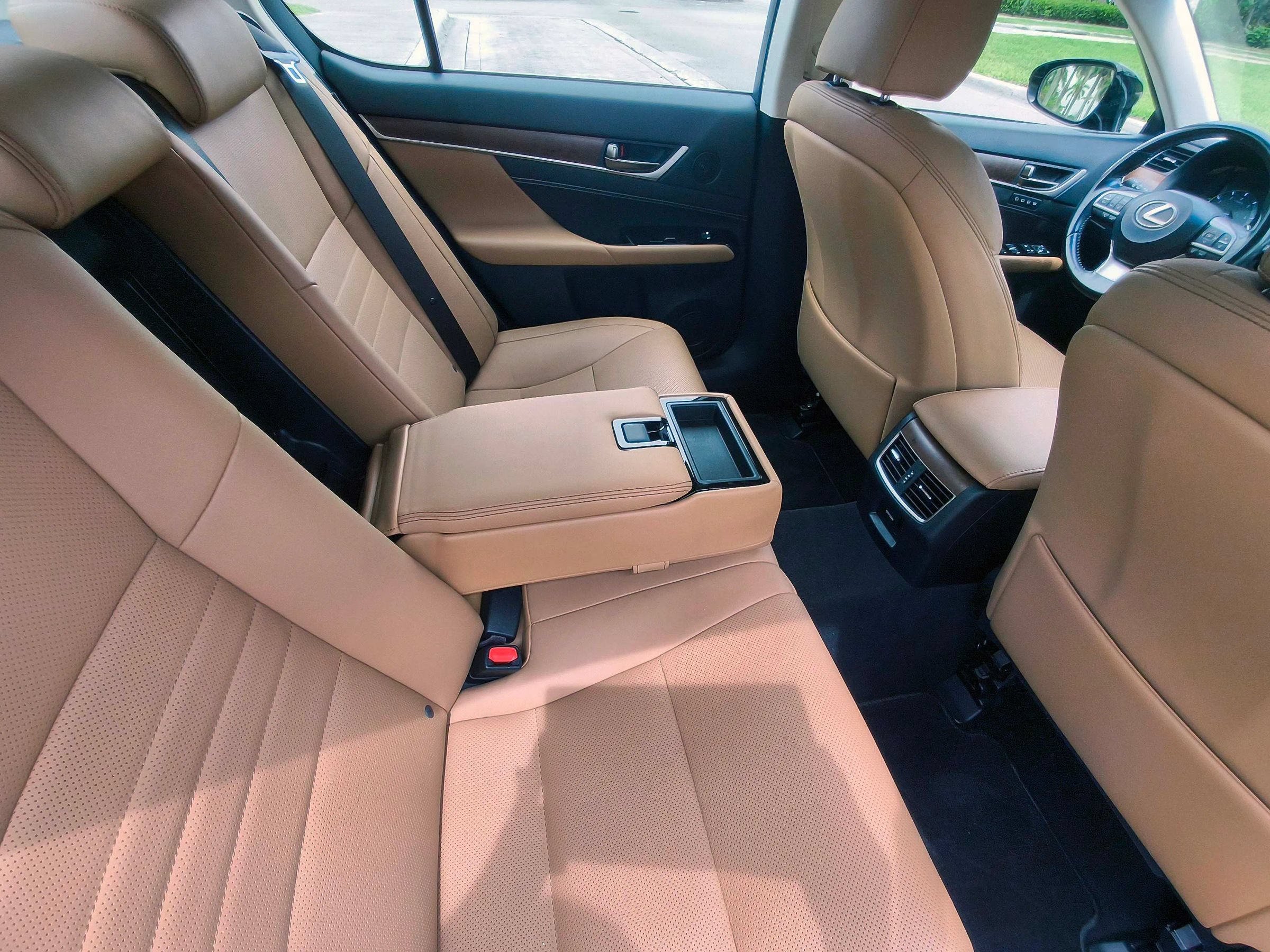 Used 2017 Lexus GS 350 w/ Preferred Accessory Package RWD image 33