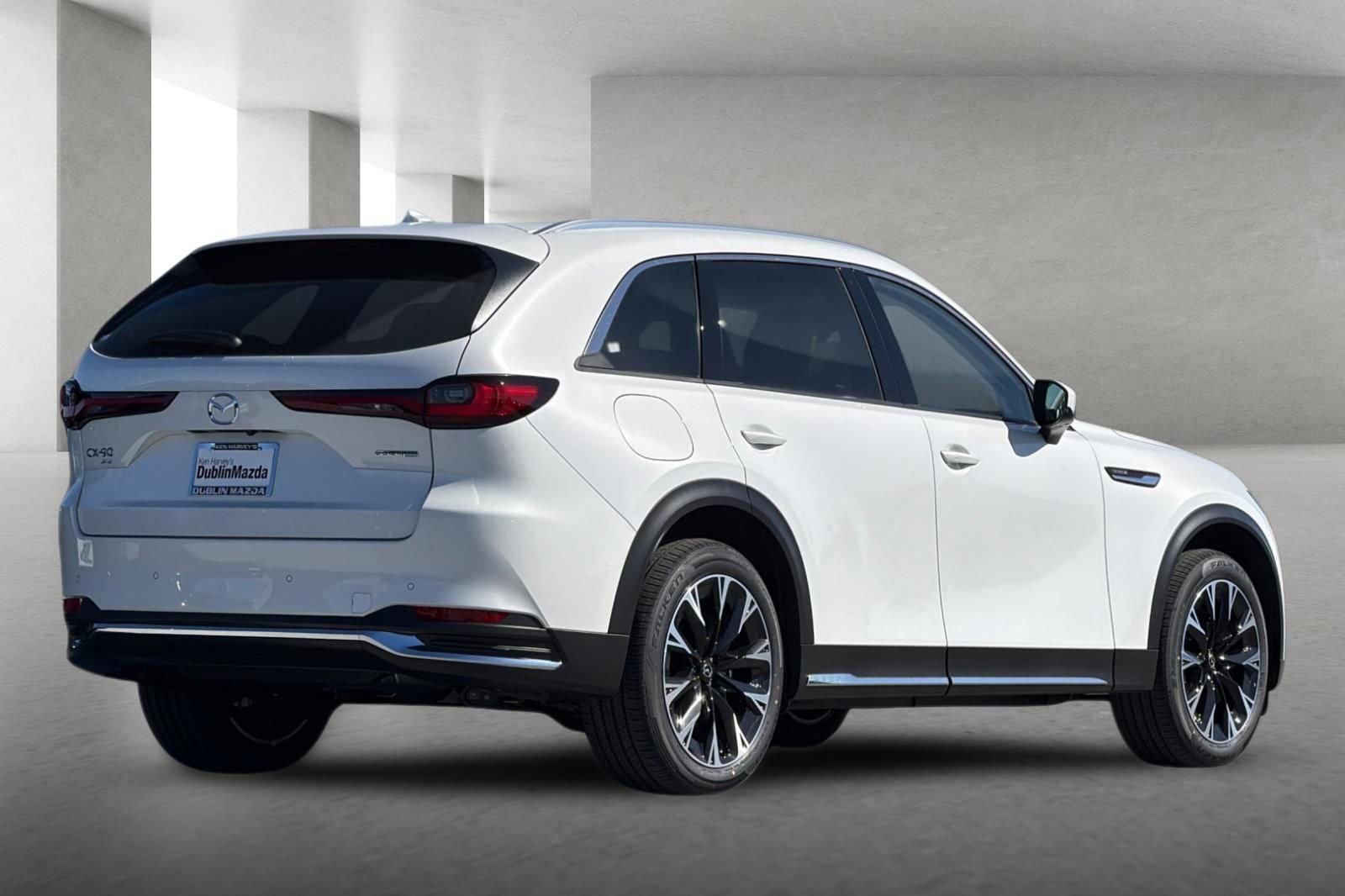New 2026 MAZDA CX-90 Plug-In Hybrid w/ Premium Plus image 4