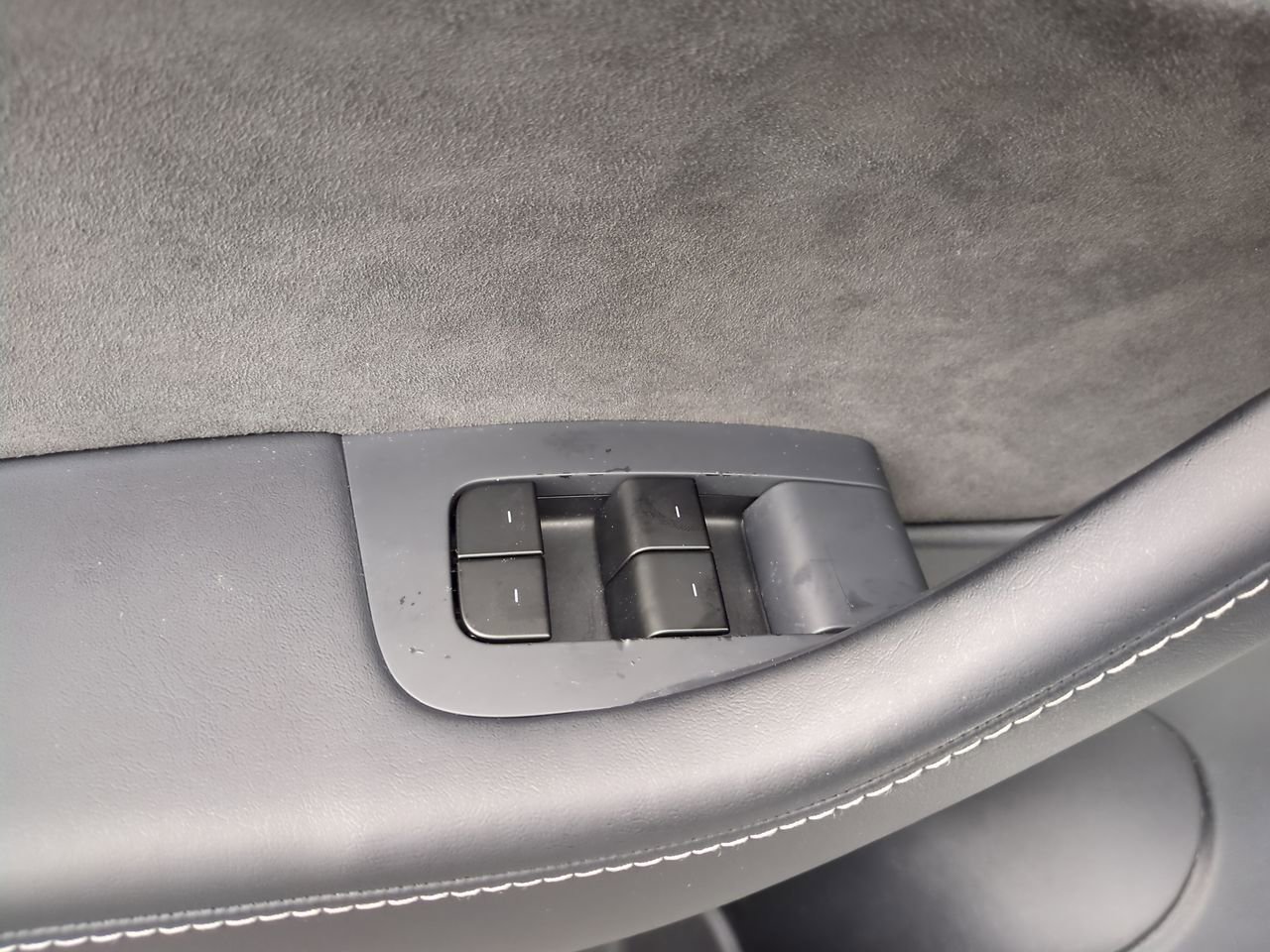 Used 2021 Tesla Model Y Long Range image 15