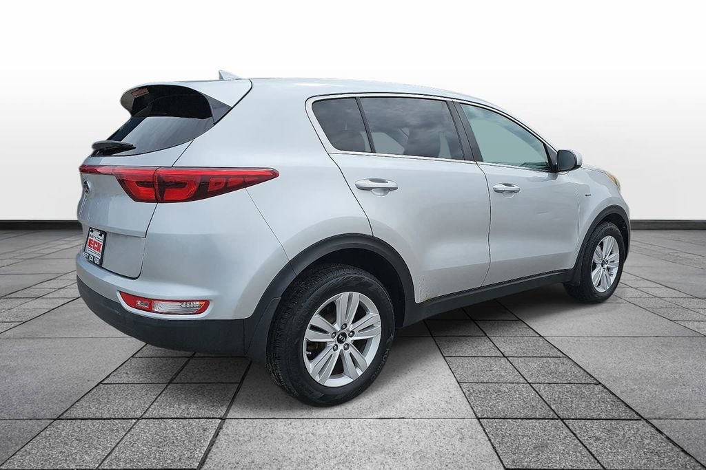 Used 2018 Kia Sportage LX AWD/4WD image 5