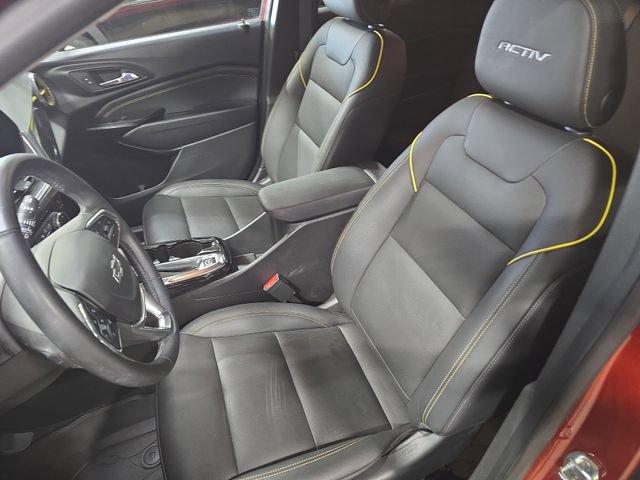 Used 2024 Chevrolet Trax ACTIV w/ Sunroof Package FWD image 18