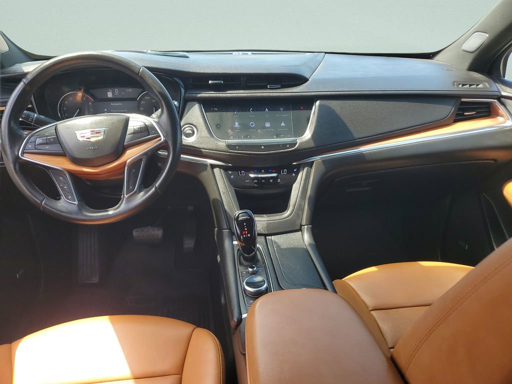 Used 2020 Cadillac XT5 Premium Luxury image 14
