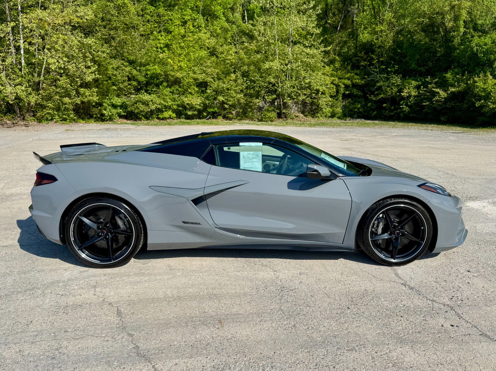 Used 2025 Chevrolet Corvette E-Ray w/ Battery Protection Package image 8