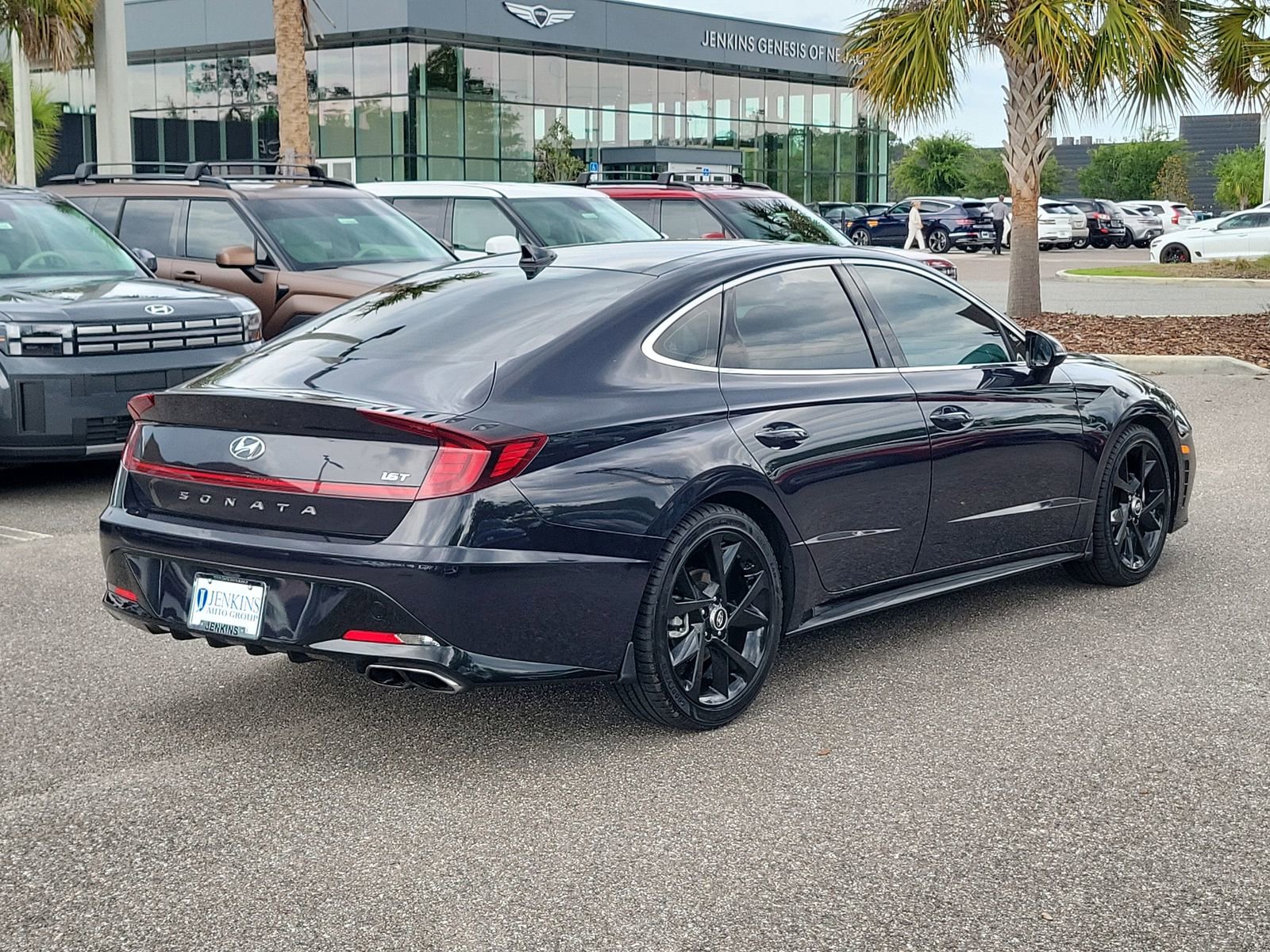 Used 2023 Hyundai Sonata SEL Plus w/ Preferred Accessory Package FWD image 4