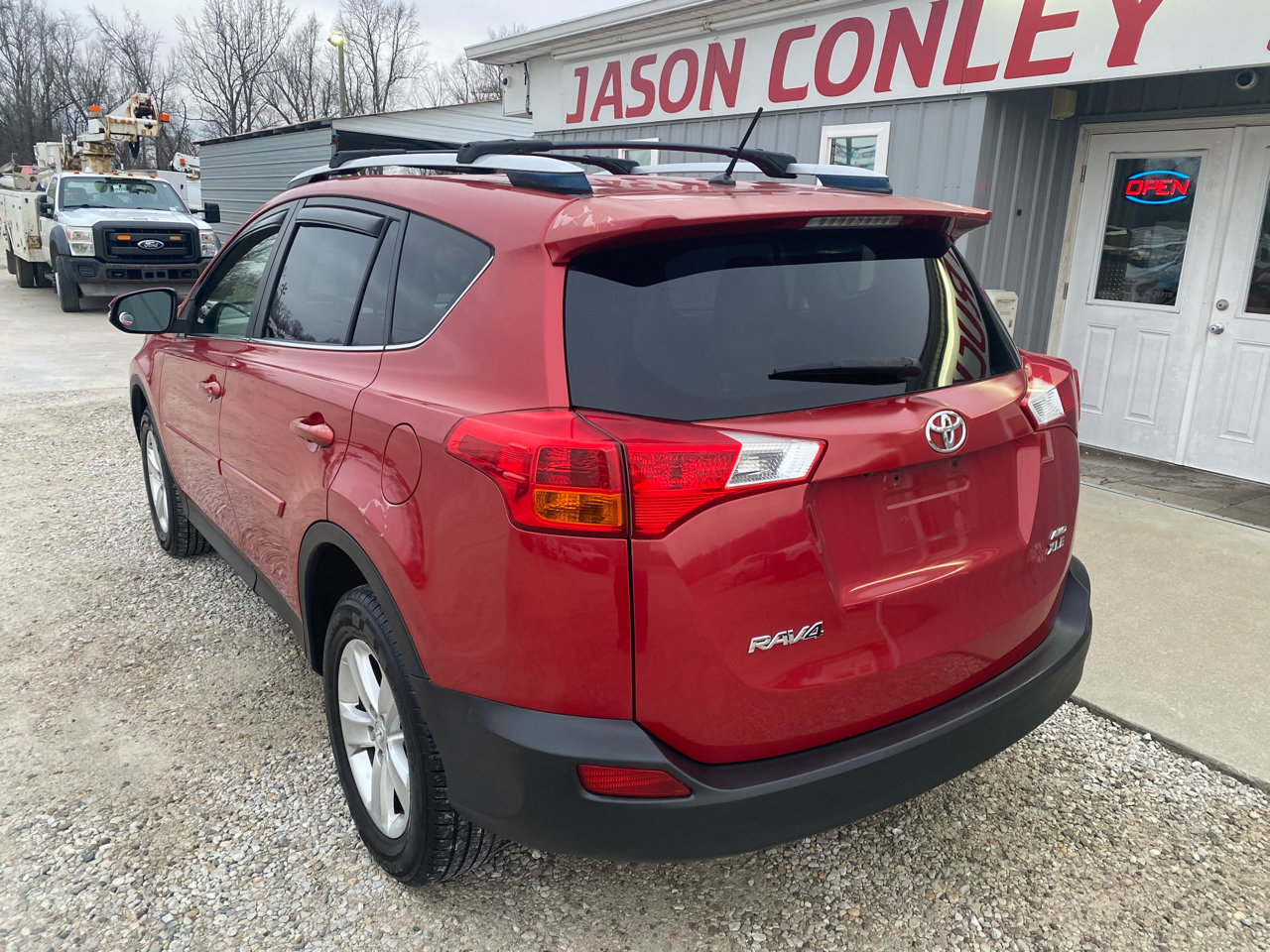 Used 2013 Toyota RAV4 XLE image 6