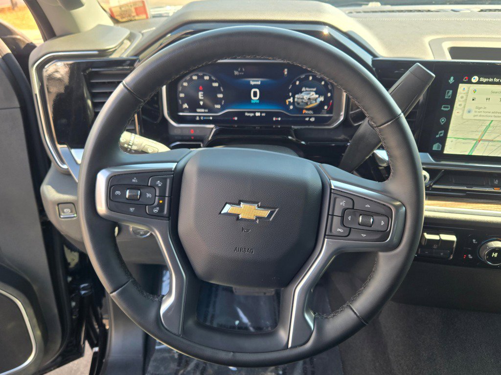 Certified 2025 Chevrolet Silverado 2500 LT w/ Convenience Package image 32