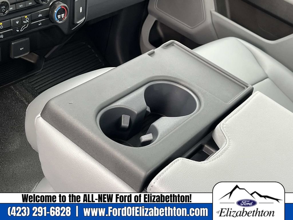 New 2026 Ford F250 4x4 Regular Cab Super Duty image 14