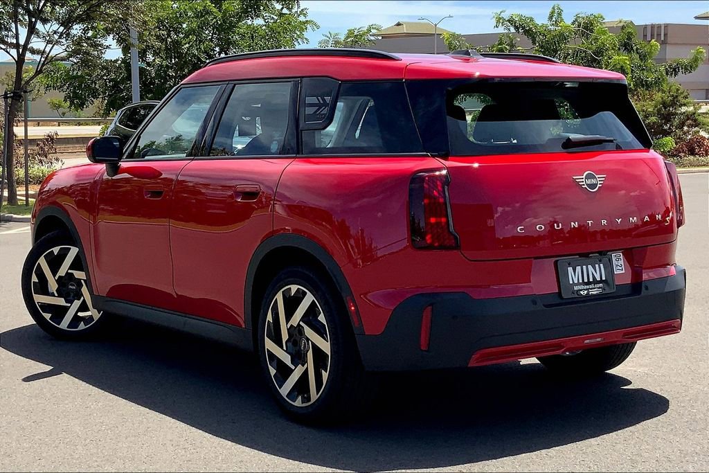 New 2025 MINI Cooper Countryman SE image 3