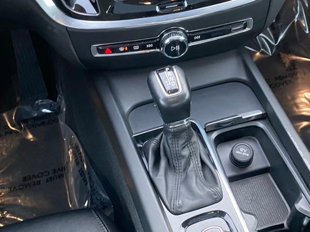 Used 2020 Volvo S60 T5 Momentum w/ Protection Package Premier image 11