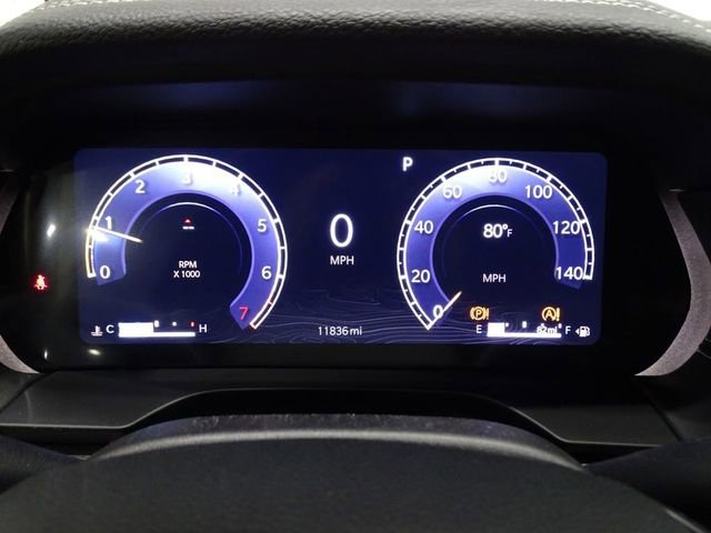 Used 2024 Jeep Grand Cherokee Limited image 27