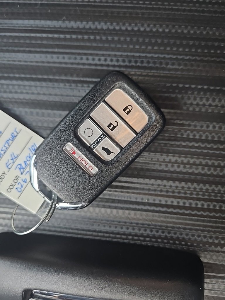 Used 2023 Honda Passport EX-L image 45