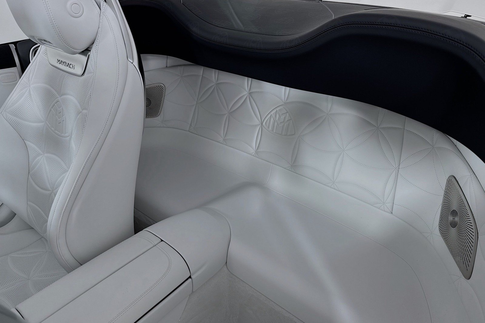 New 2026 Mercedes-Benz Maybach SL 680 image 8