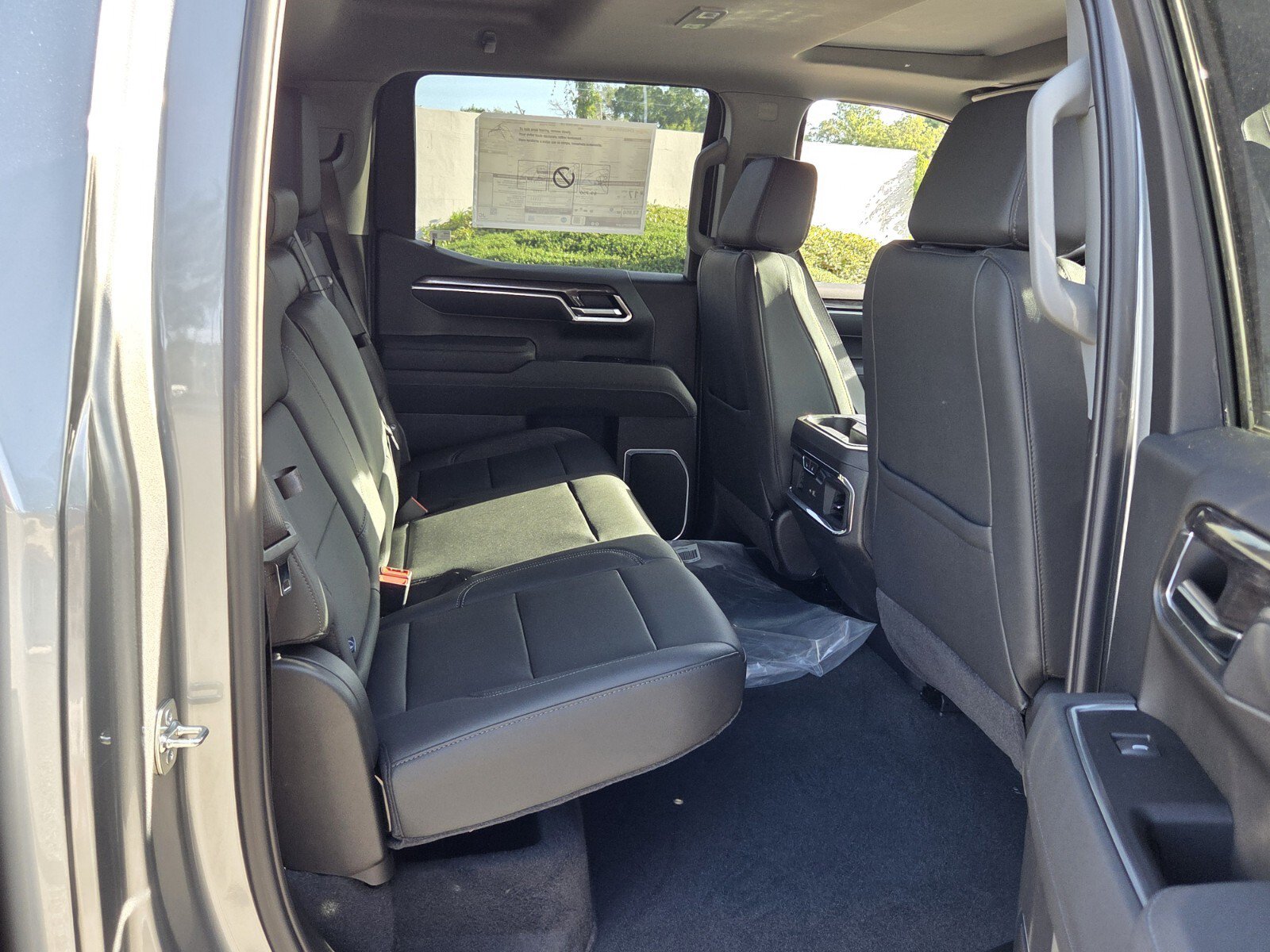 New 2026 Chevrolet Silverado 1500 LTZ w/ LTZ Premium Package AWD/4WD image 22