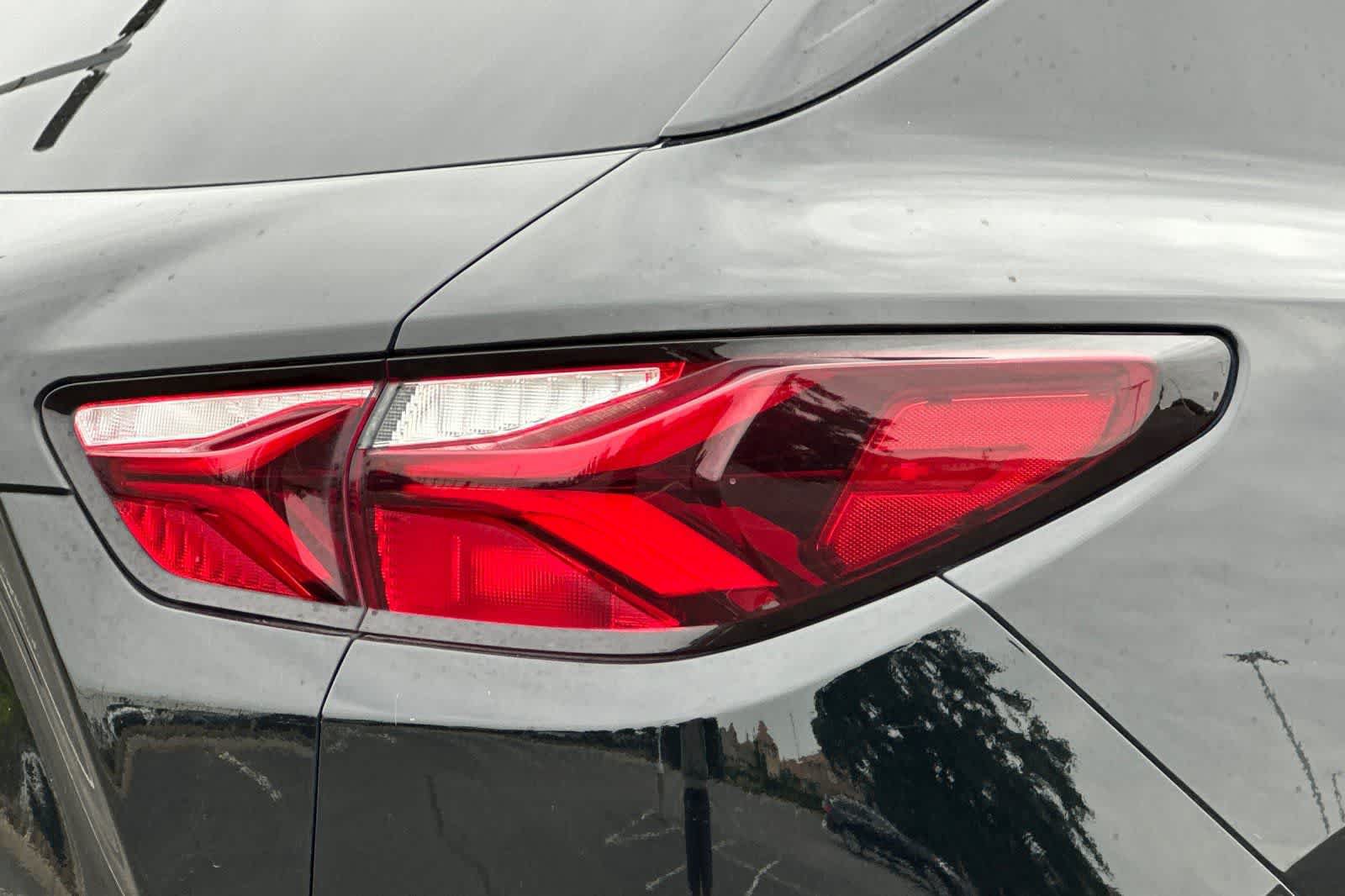 Used 2019 Chevrolet Blazer LT w/ Sun and Wheels Package FWD image 32