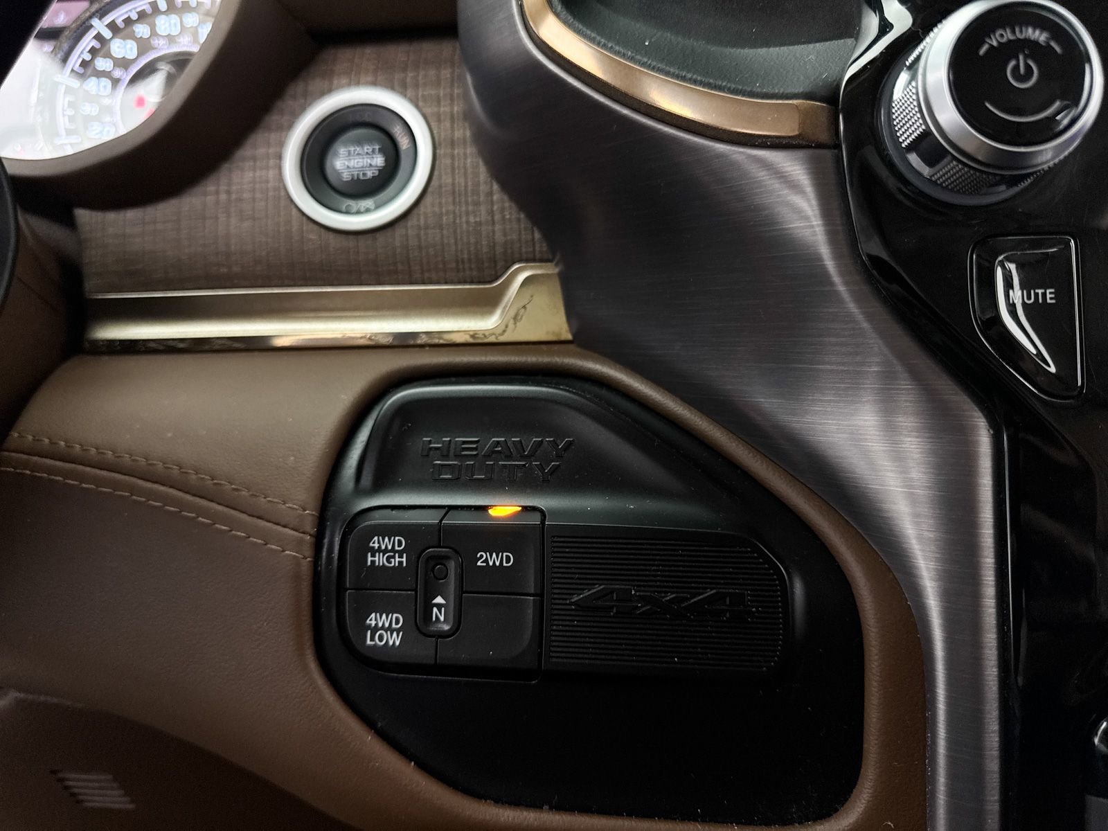 Used 2021 RAM 2500 Limited image 9