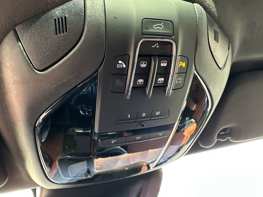 Used 2021 Maserati Levante GranSport image 32