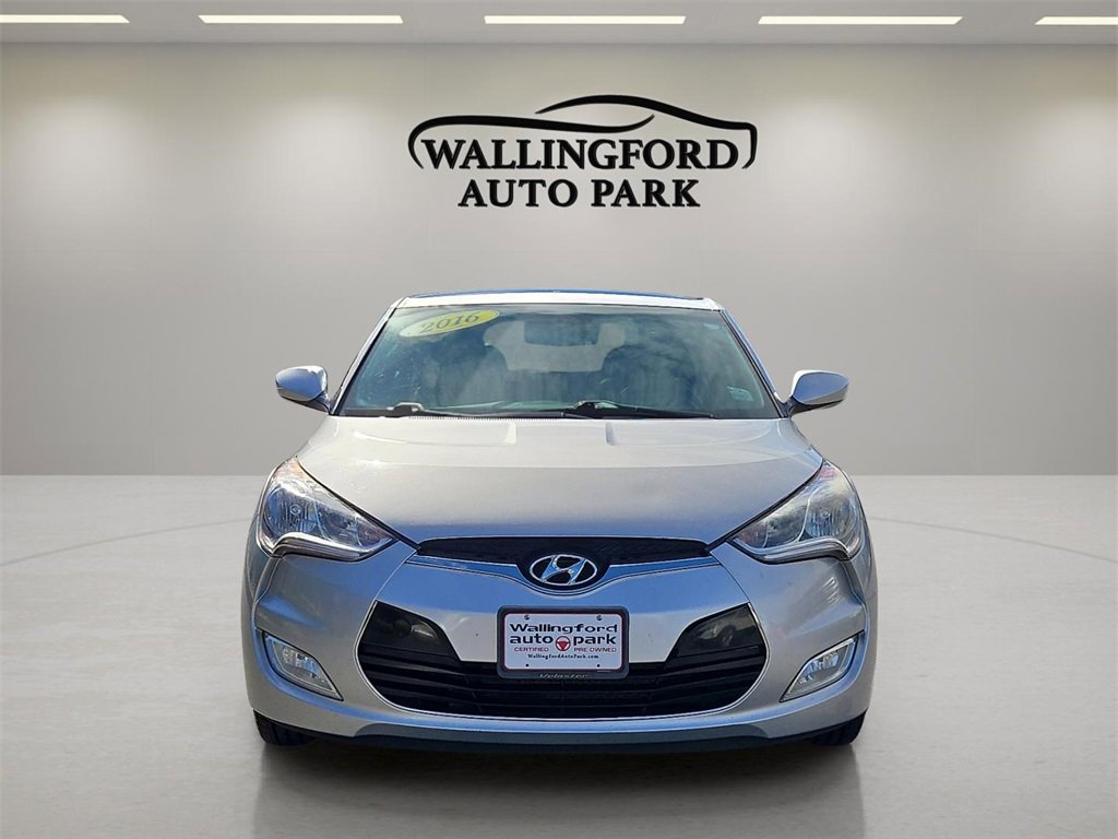 Used 2016 Hyundai Veloster Base w/ Option Group 02 image 2