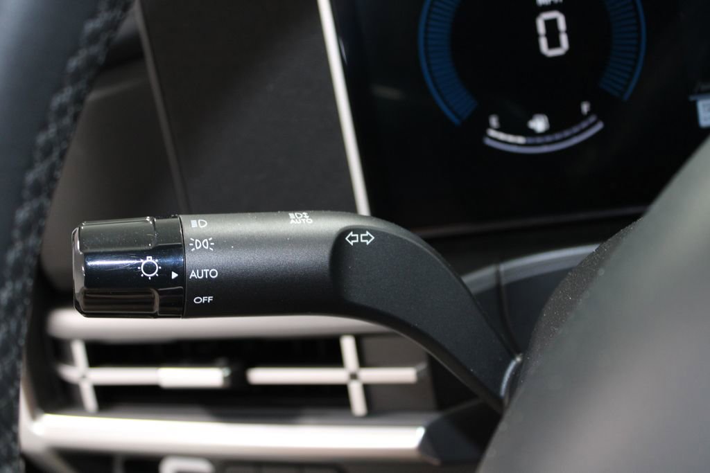 Used 2025 Hyundai Santa Fe XRT image 24