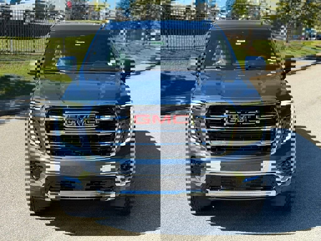 New 2026 GMC Yukon Elevation image 8