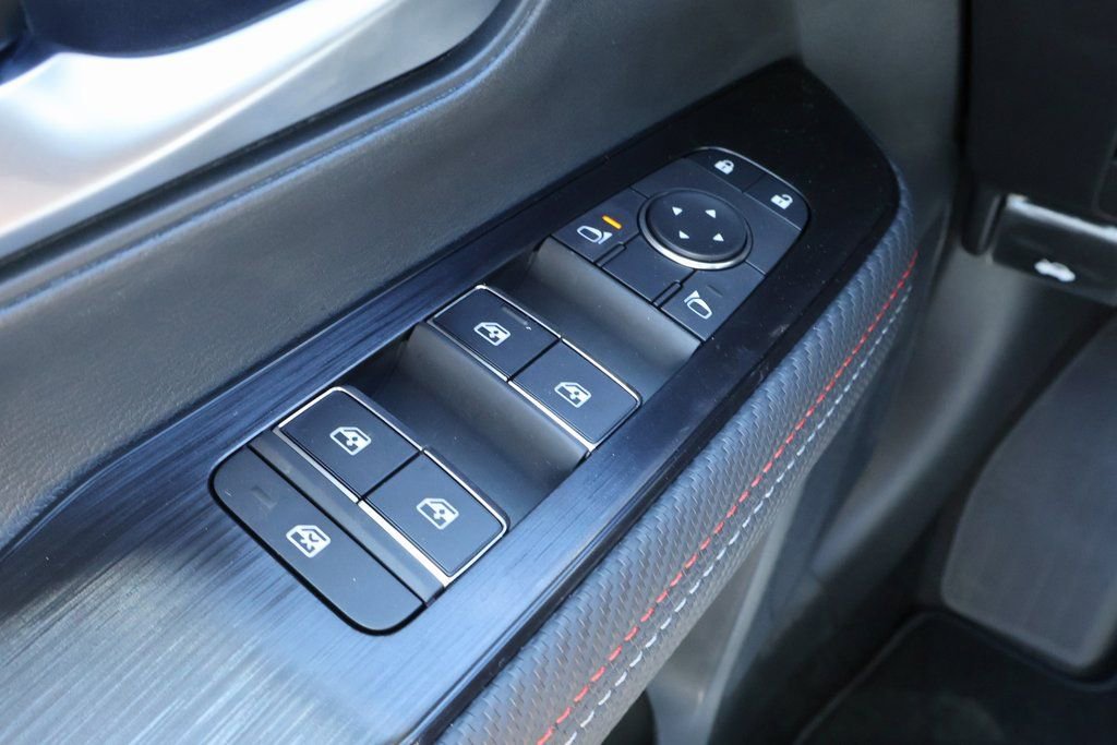 New 2026 Nissan Kicks SR w/ Cold Weather Package image 14