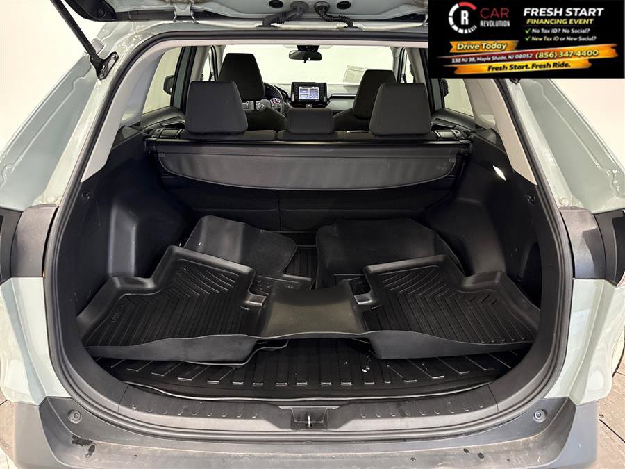 Used 2022 Toyota RAV4 XLE image 45