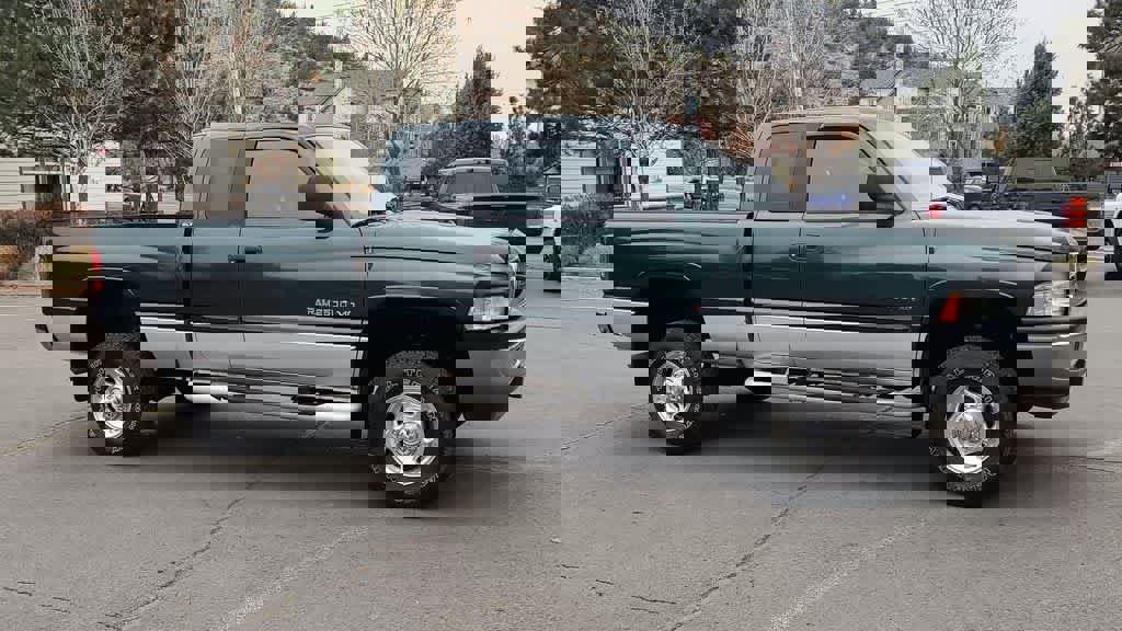 Used 2002 Dodge Ram 2500 Truck 4x4 Quad Cab image 2