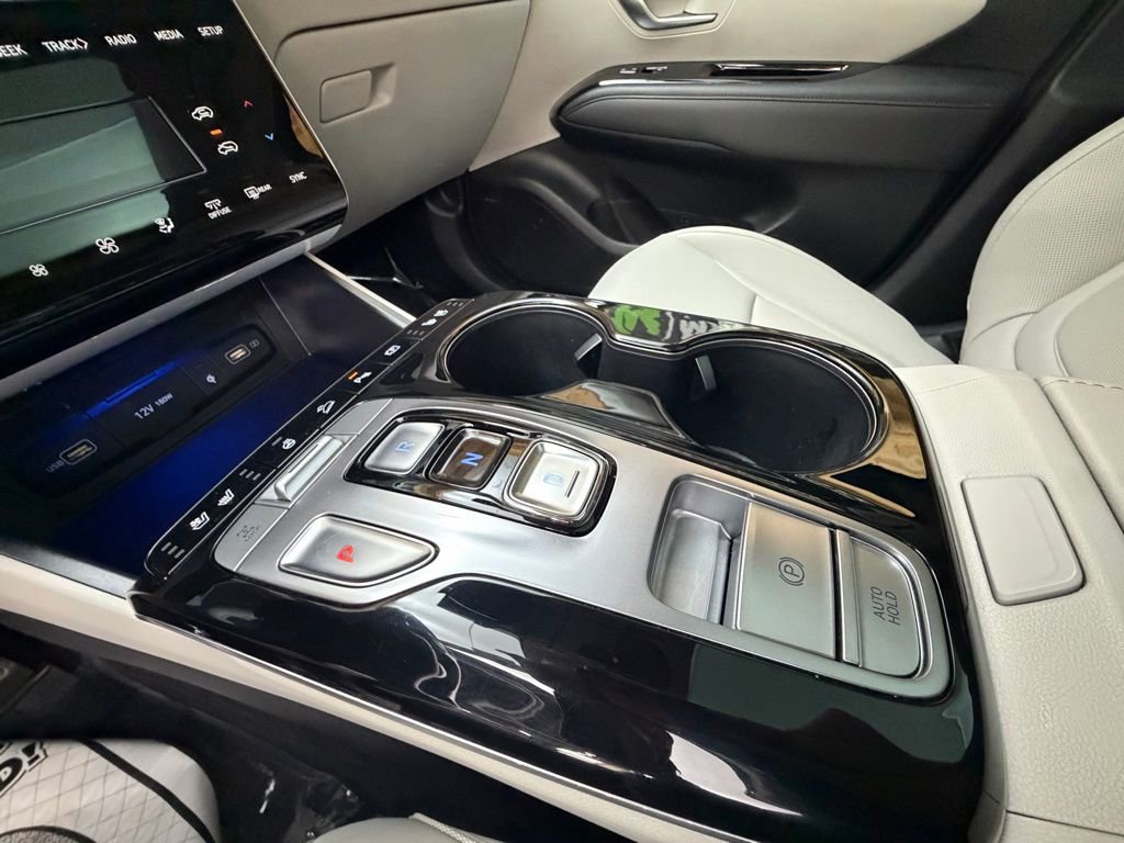 Used 2023 Hyundai Tucson Limited image 19