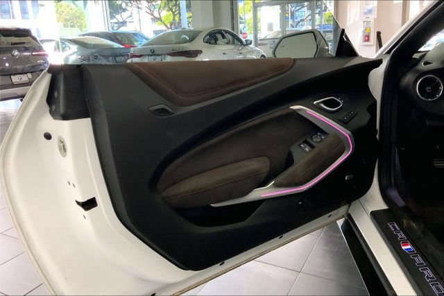 Used 2018 Chevrolet Camaro ZL1 RWD image 10