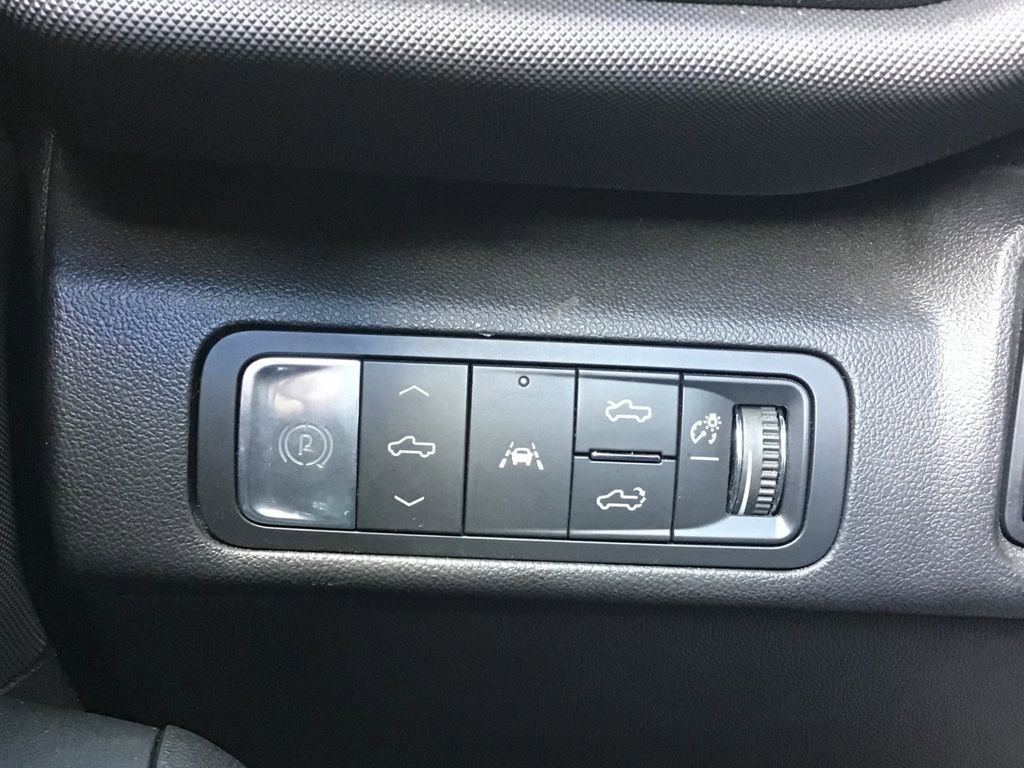 Used 2024 Chevrolet Silverado EV RST image 18