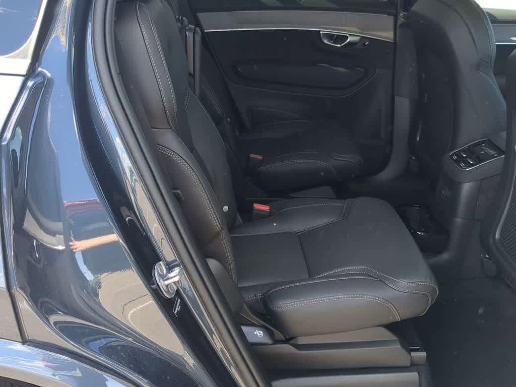 New 2026 Volvo XC90 T8 Ultra w/ Protection Package Premier AWD/4WD image 19