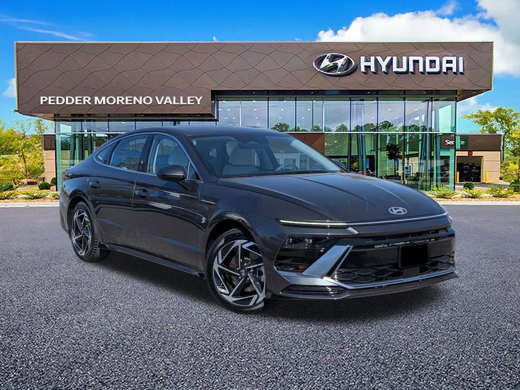 New 2026 Hyundai Sonata SEL FWD image 2