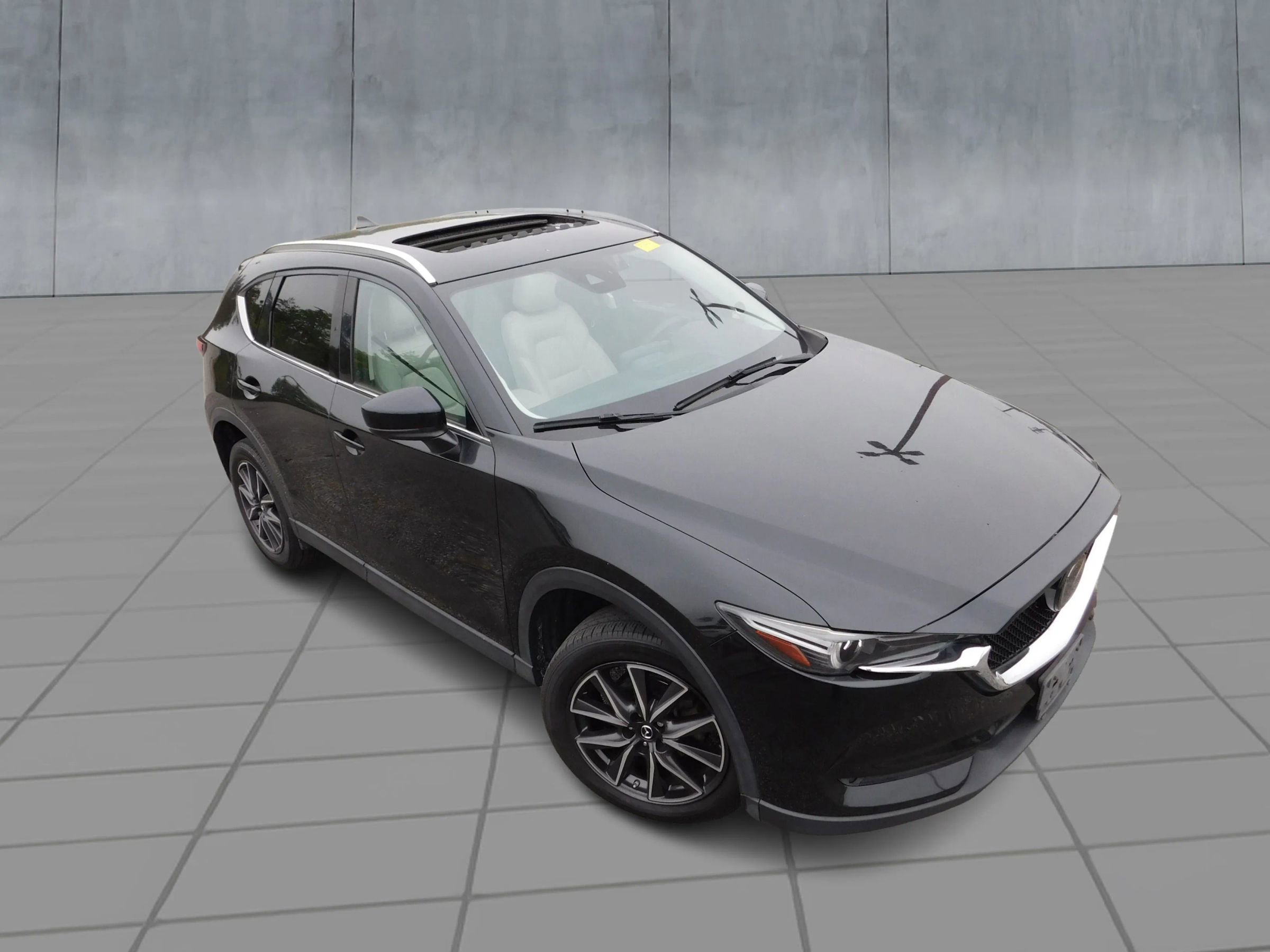 Used 2017 MAZDA CX-5 Grand Touring AWD/4WD image 2