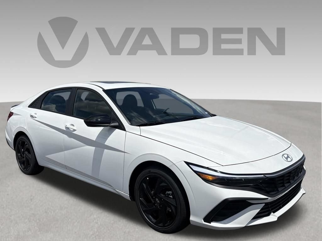 New 2026 Hyundai Elantra SEL Sport FWD image 5