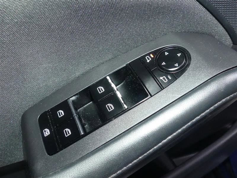 Used 2019 MAZDA MAZDA3 Sedan image 19