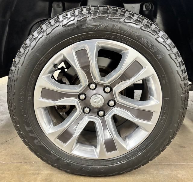 Used 2023 RAM 1500 Limited AWD/4WD image 8