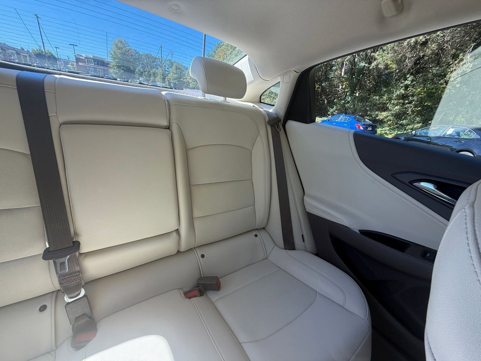 Used 2024 Chevrolet Malibu LT image 37