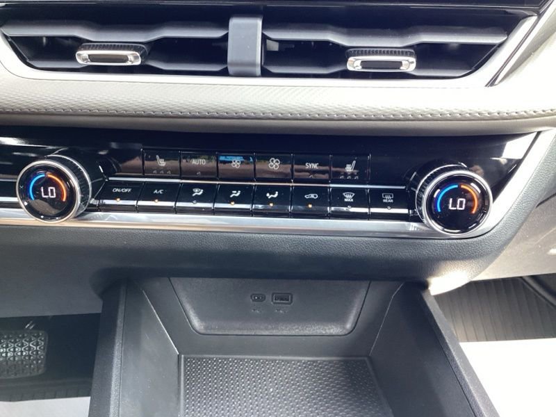 New 2026 Chevrolet Equinox LT w/ Convenience Package II image 37