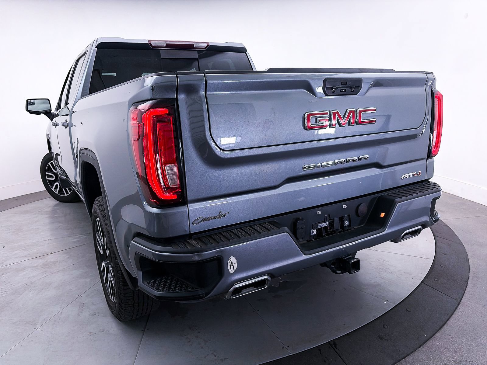 Used 2021 GMC Sierra 1500 AT4 w/ AT4 Preferred Package image 11