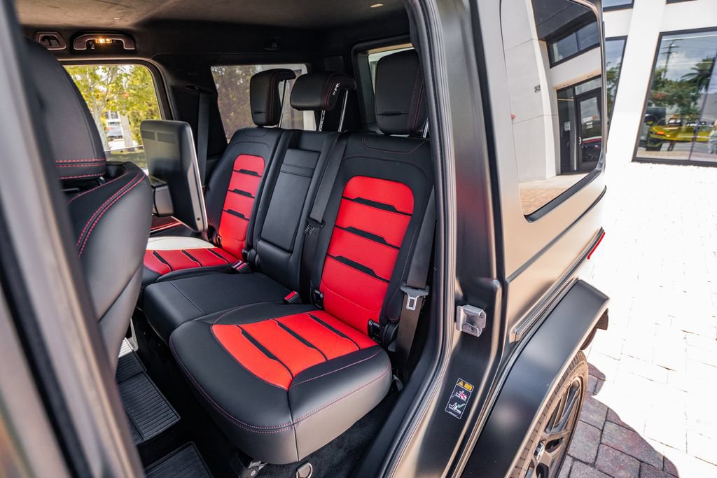 Used 2025 Mercedes-Benz G 63 AMG 4MATIC image 39