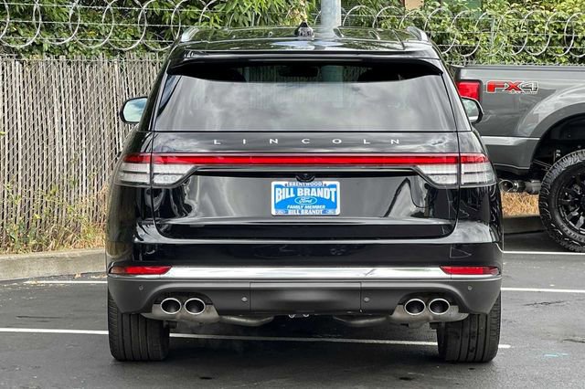 Used 2025 Lincoln Aviator Reserve w/ Equipment Group 201A image 8