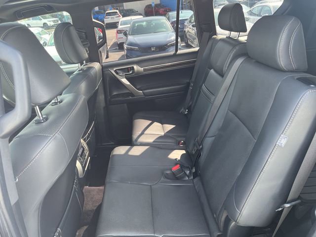 Used 2020 Lexus GX 460 Premium w/ Premium Package AWD/4WD image 26