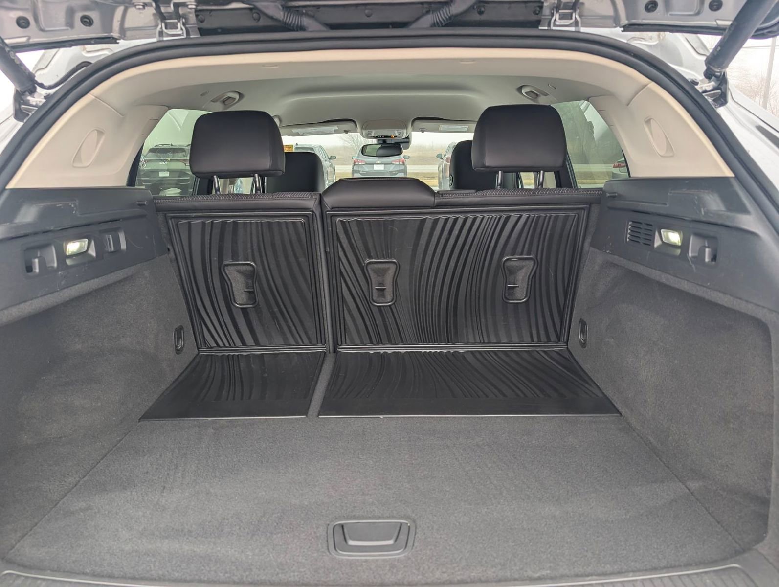 Used 2023 Buick Envision Preferred image 27