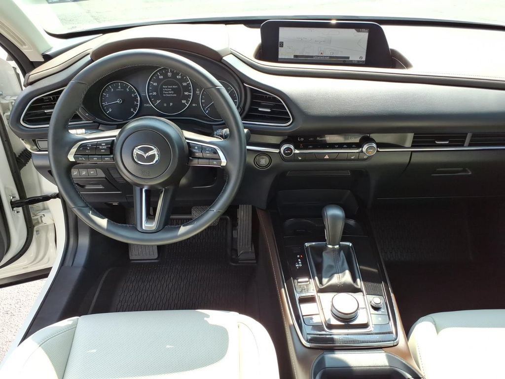Used 2025 MAZDA CX-30 AWD 2.5 S w/ Premium Package image 16