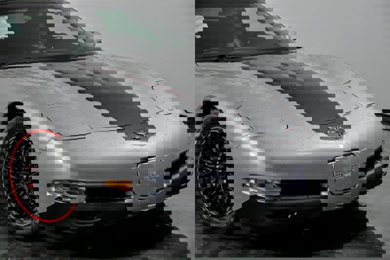 Used 2004 Chevrolet Corvette Z06 w/ Memory Package image 2