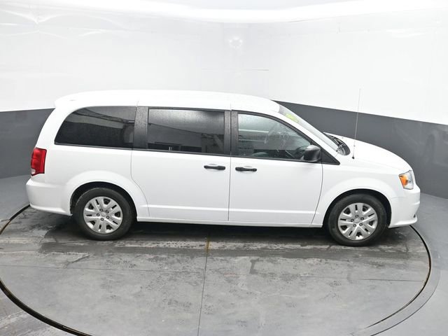 Used 2019 Dodge Grand Caravan SE FWD image 22